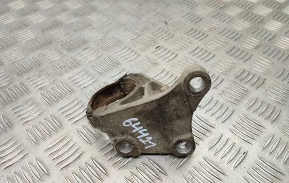 Renault Laguna III Driveshaft support bearing bracket 8200373073