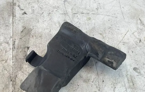 Opel Insignia B Fender foam support/seal 39022084