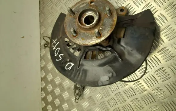 Toyota RAV 4 (XA50) Front wheel hub 170