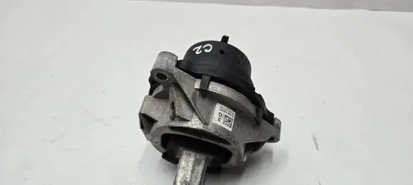 BMW 4 F32 F33 Engine mount bracket 6799104