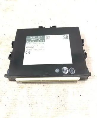 Toyota Auris E180 Other control units/modules MB2325005954 8999002180