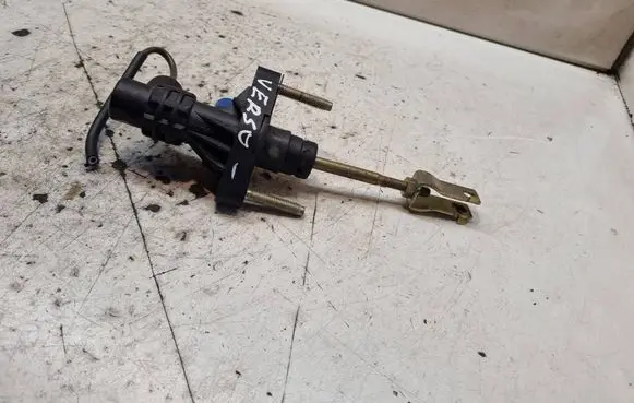 Toyota Corolla Verso AR10 Clutch master cylinder 314340F020