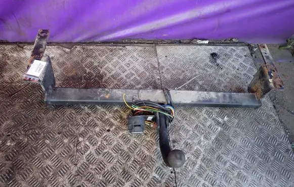 Toyota Corolla E120 E130 Tow bar 