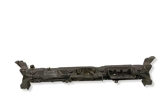 Hyundai i30 Top upper radiator support slam panel 