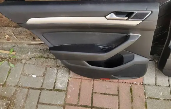 Volkswagen PASSAT B8 Other rear door trim element 