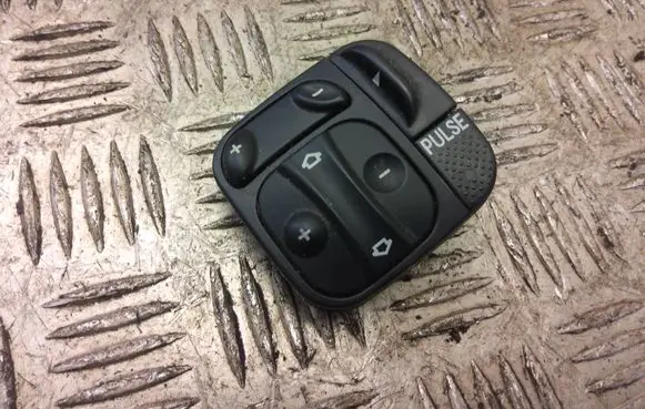 Mercedes-Benz CL C215 Seat control switch 2158207210