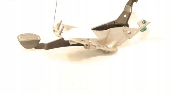 Peugeot 308 Clutch pedal 