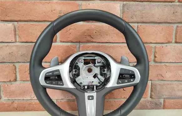 BMW 5 G30 G31 G38 Steering wheel 8008181