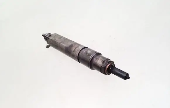 Audi A4 S4 B5 8D Fuel injector 028130201G