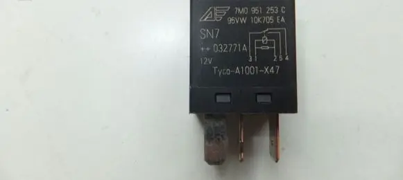 Volkswagen Touareg I Other relay 7M0951253