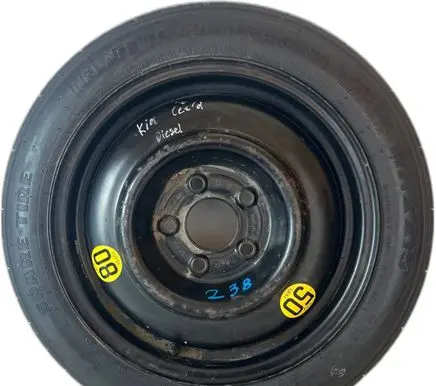 Hyundai i30 R12 spare wheel