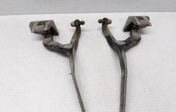 Mercedes-Benz E W211 Tailgate/trunk/boot hinge