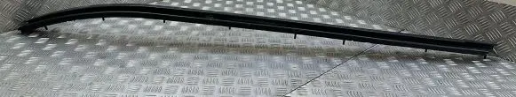 Mercedes-Benz Sprinter W906 Sliding door middle rail 