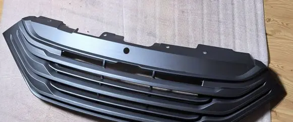 Iveco Daily 6th gen Front grill 5802799786KZ
