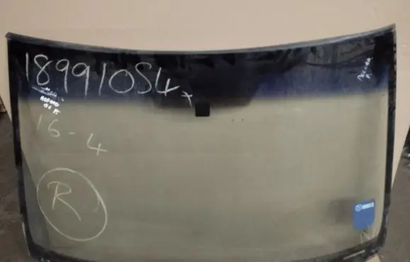Honda Accord Front windscreen/windshield window 