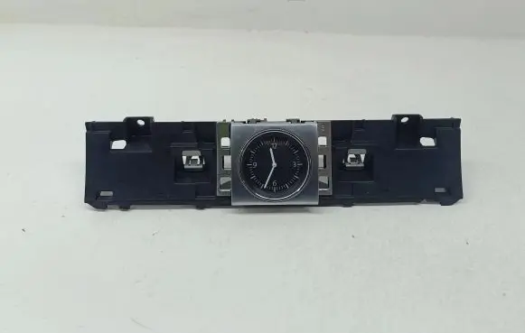 Volkswagen PASSAT B7 Clock 3AA919204A 194805813