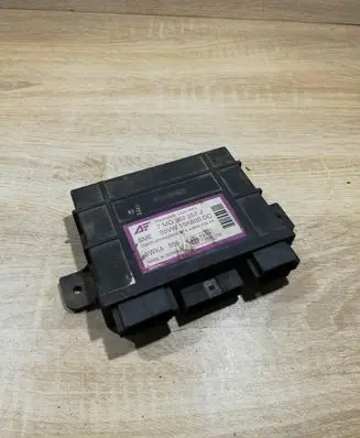 Volkswagen Sharan Alarm control unit/module 7M0962257J