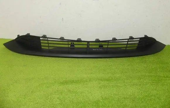 Mazda 2 Front bumper lower grill 531120DC00