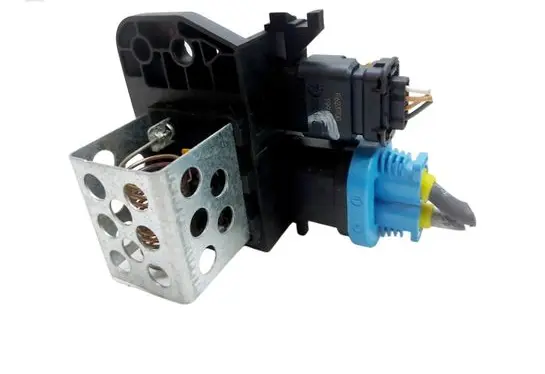 Coolant fan relay