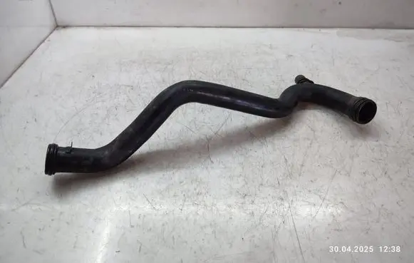 Peugeot 308 Engine coolant pipe/hose 9801444480