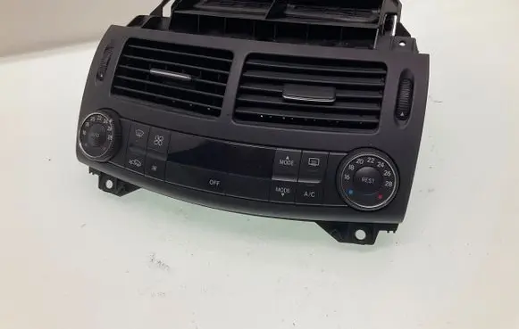 Mercedes-Benz E W211 Climate control unit 2118302090 00010607