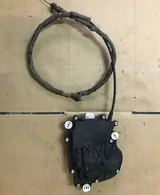 BMW 5 F10 F11 Tailgate boot lock/latch motor 1242357