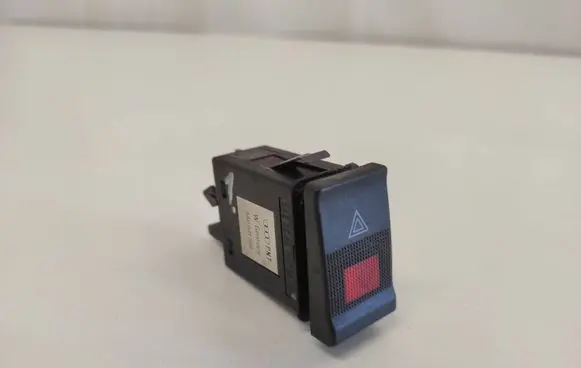 Audi 80 90 S2 B4 Hazard light switch 4A0941509