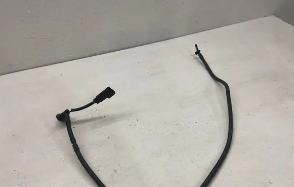 Ford Mondeo MK IV Windshield washer spray nozzle Xs4117666a