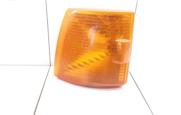 Volkswagen Transporter - Caravelle T4 Front indicator light 136405 6R0142787