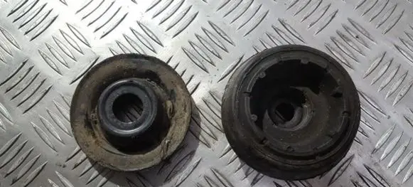 Volkswagen Golf III Coil spring mount 