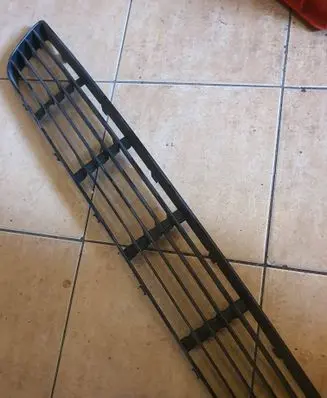 Ford Galaxy Front bumper lower grill 7M7854687 YM2117K945AAW