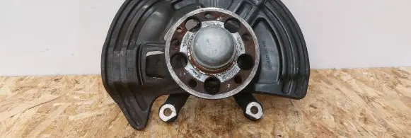 Mercedes-Benz A W176 Front wheel hub A2464210820 24606