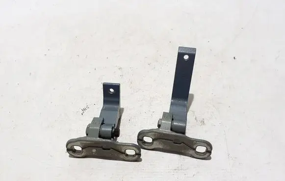 Volvo S60 Rear door upper hinge 31468521