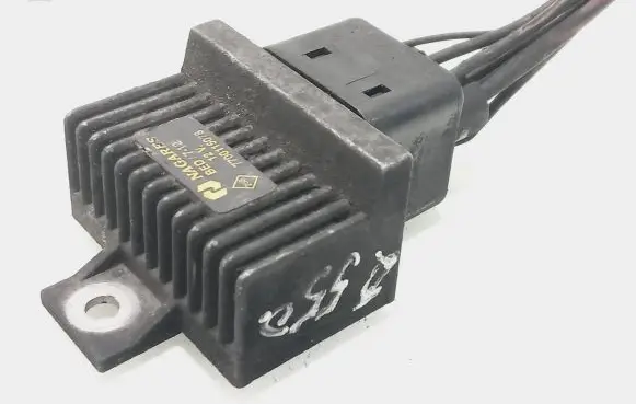 Renault Scenic I Glow plug pre-heat relay 7700115078