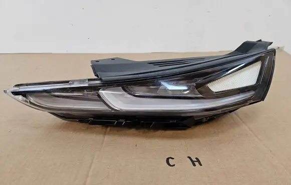 Hyundai Santa Fe LED Daytime headlight 92207-S1000