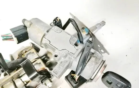 Toyota Avensis T250 Ignition lock 8978305010 89783-05010