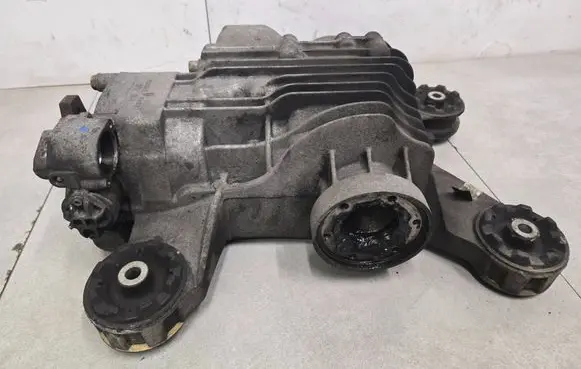 Audi Q3 8U Rear differential NVK 0bs525010c 290612