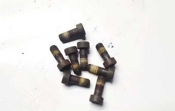 KIA Ceed Nuts/bolts 