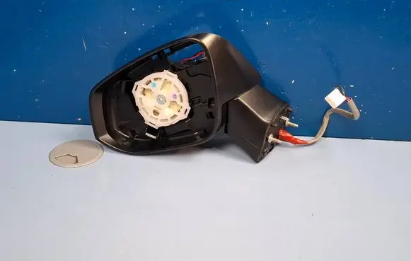 Toyota RAV 4 (XA50) Front door electric wing mirror E4045428