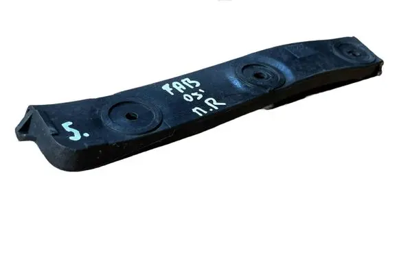 Skoda Fabia Mk1 (6Y) Front bumper mounting bracket 6Y0807184A 6Y0807050A 11703160