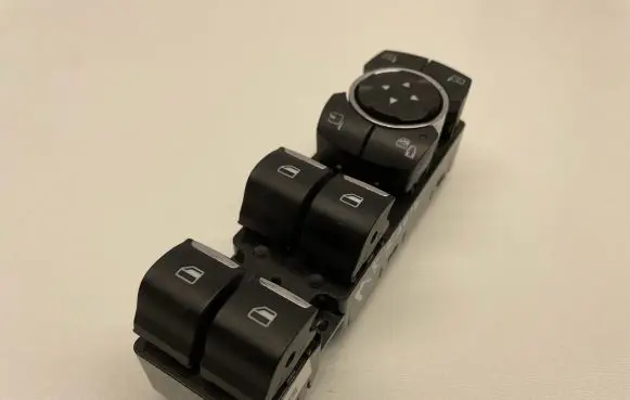 Ford Mondeo MK V Electric window control switch DG9T14540DDW