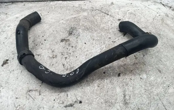 Volkswagen Golf V Engine coolant pipe/hose