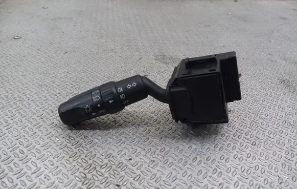 Mazda 3 I Indicator stalk 17D682