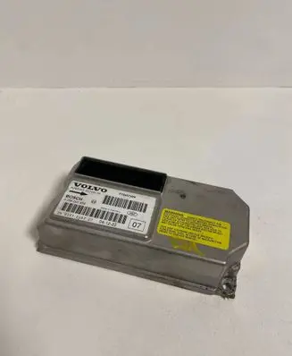 Volvo V70 Airbag control unit/module P30667469 03570187 0285001655