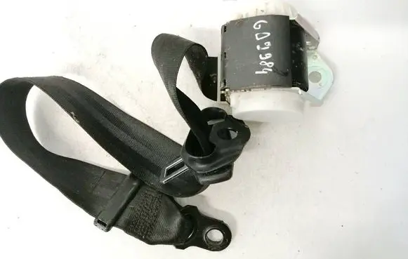 Volkswagen Caddy Rear seatbelt 33041564c 010205