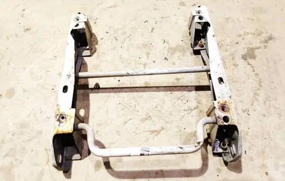 Renault Scenic III - Grand scenic III Driver seat console base 