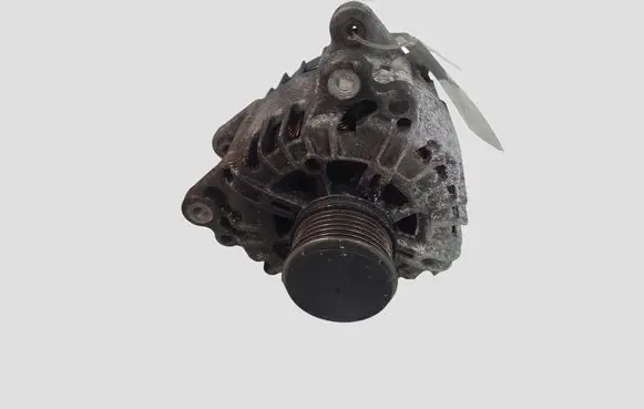 Volkswagen PASSAT B6 Generator/alternator 03L903023A TG14C031 2608901A