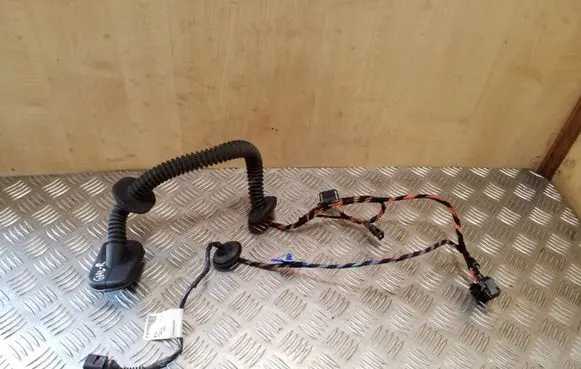 Volkswagen Touareg I Rear door wiring loom 7L6971694H