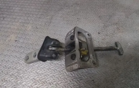 Audi A2 Rear door check strap stopper 8Z0837429