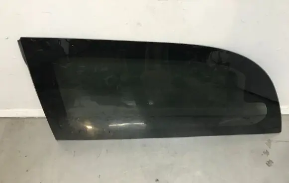 Chrysler Town & Country V Rear side window 43R001385 511407AB